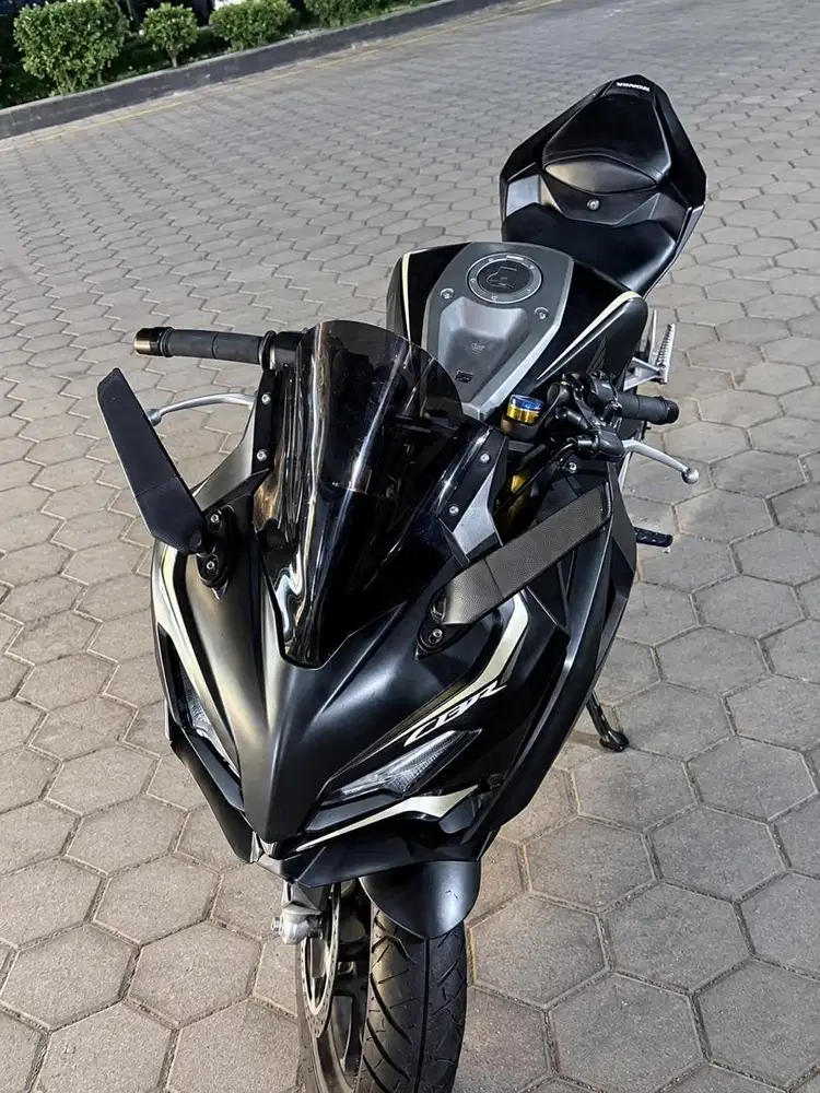 Honda CBR 150R 2023