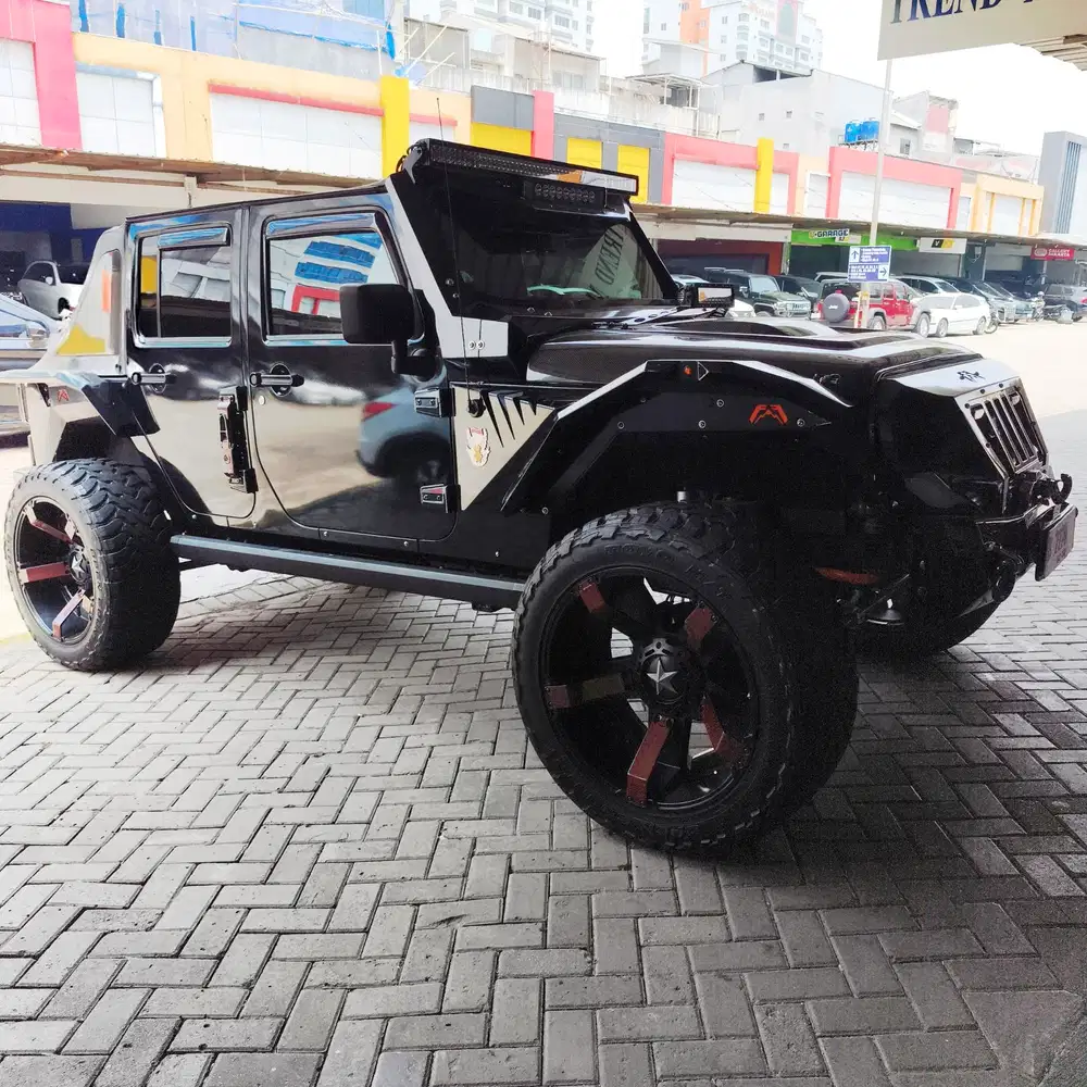 Jeep Wrangler Sahara 3.6 Full Modification