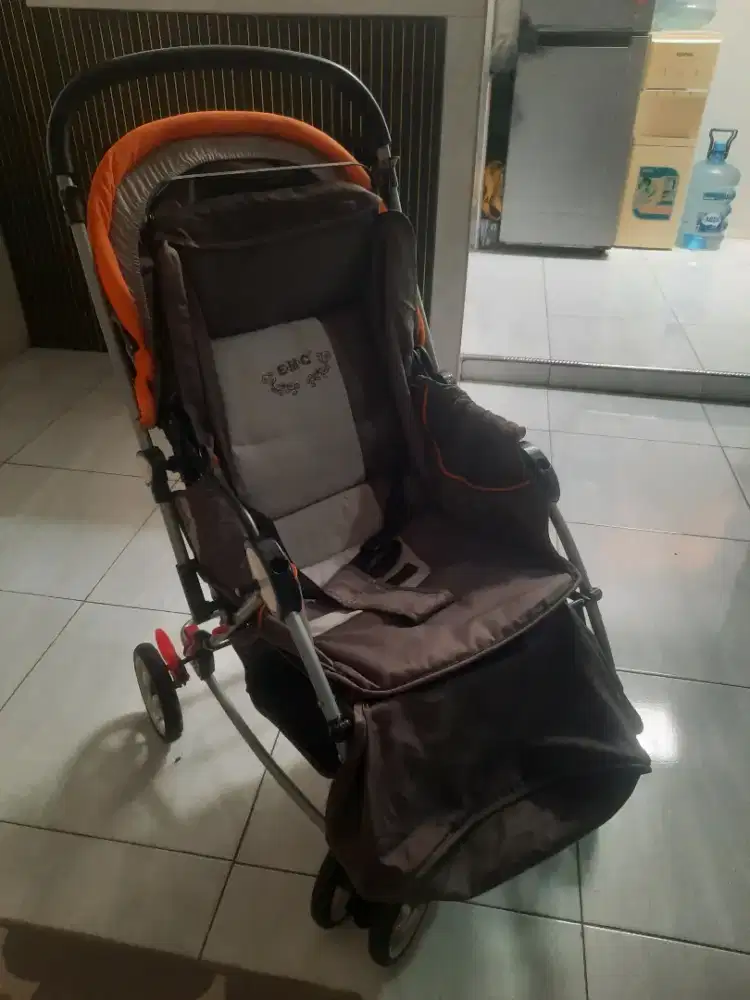 Stroller EMC bagus