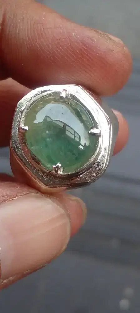Natural green saphier  memo CGL