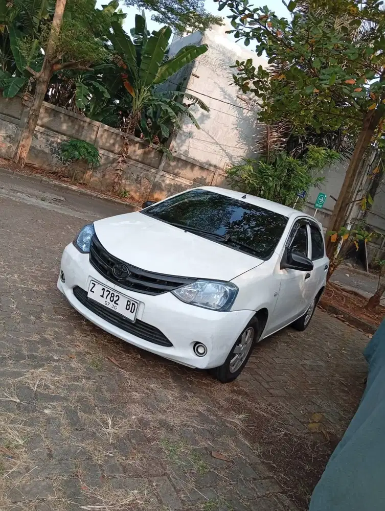 Toyota Etios Valco JX