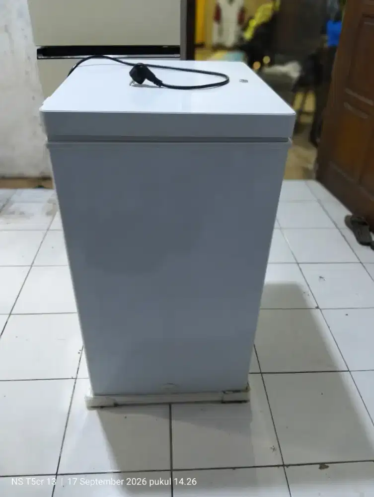 FREEZER BOX AQUA AQF-120MC (second)
