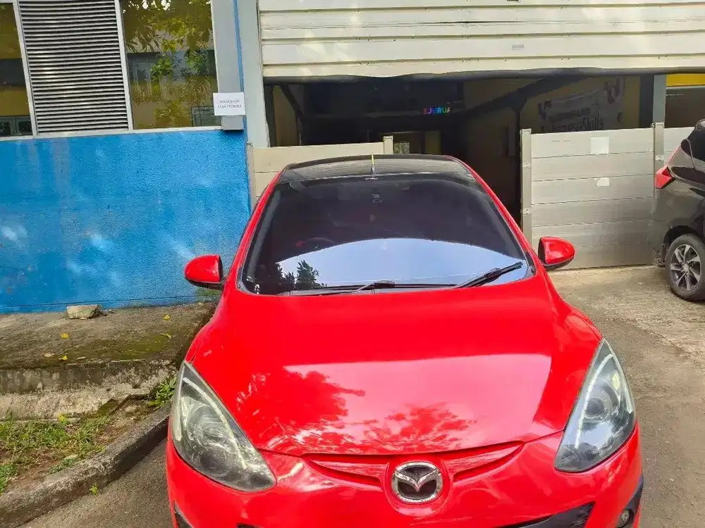 Mazda 2 1.5 AT 2013 Merah KM 130rb – Kaki2 & Shock Baru – 95 Juta