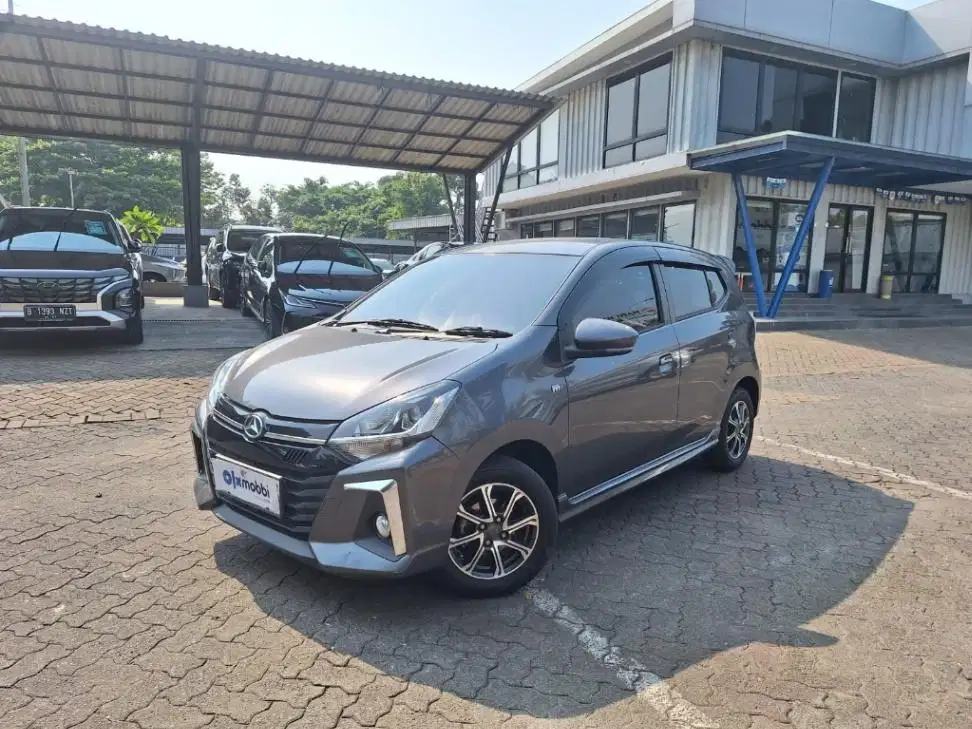 Pajak Panjang - Daihatsu Ayla 1.2 R Bensin-AT 2020