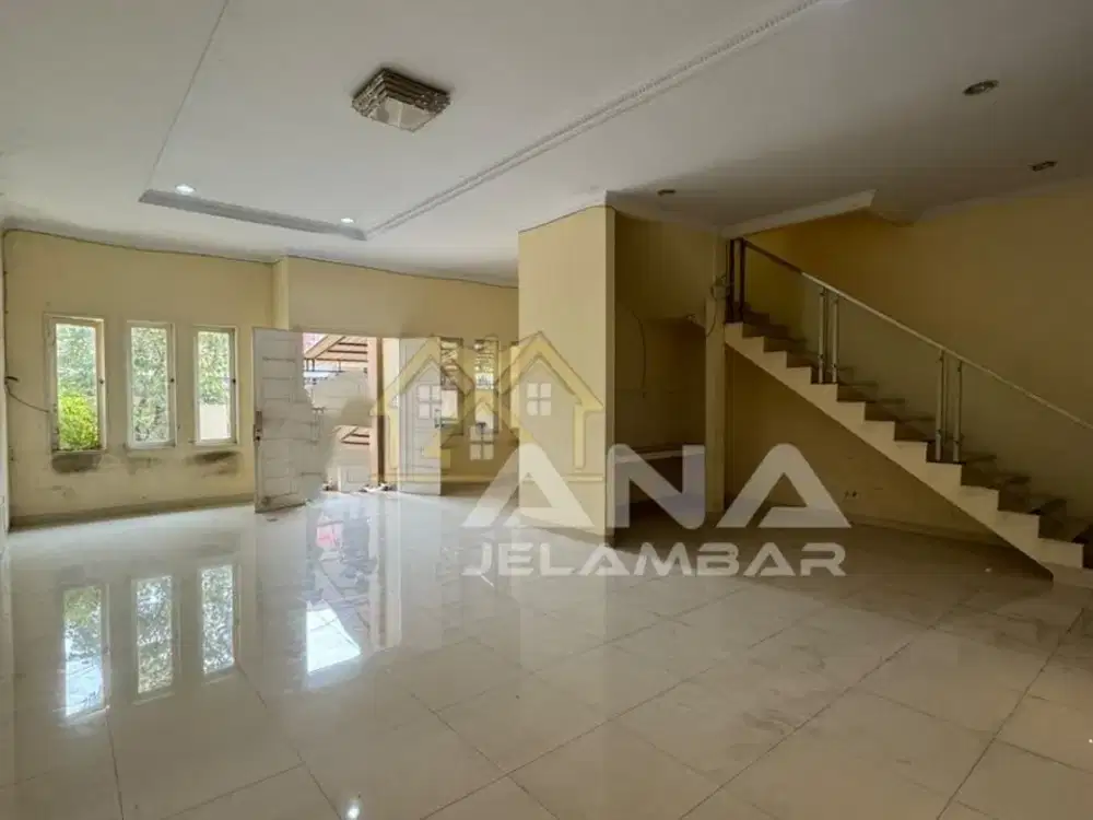ANA DISEWAKAN RUMAH 8x17M² LOKASI NYAMAN JELAMBAR