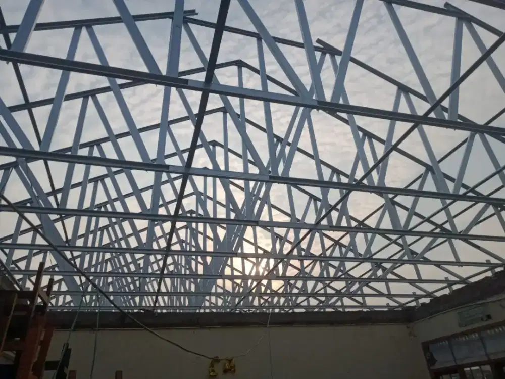 Tukang borong pasang baja ringan