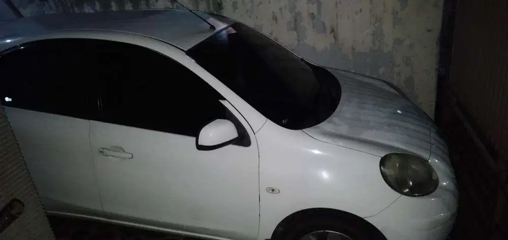 Nissan March 2012 Bensin