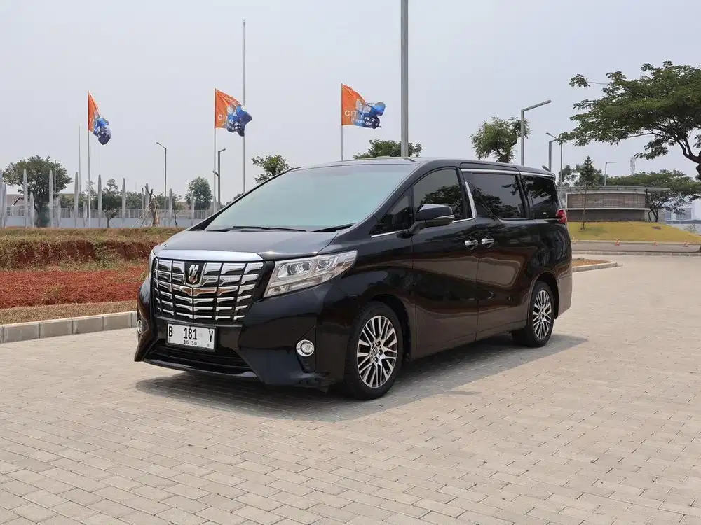 Toyota Alphard G at 2.5 matic 2015  / km low /ganjil