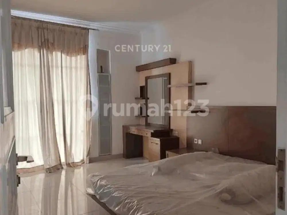 Dijual Rumah Bukit Golf Mediterania Pantai Indah Kapuk 1