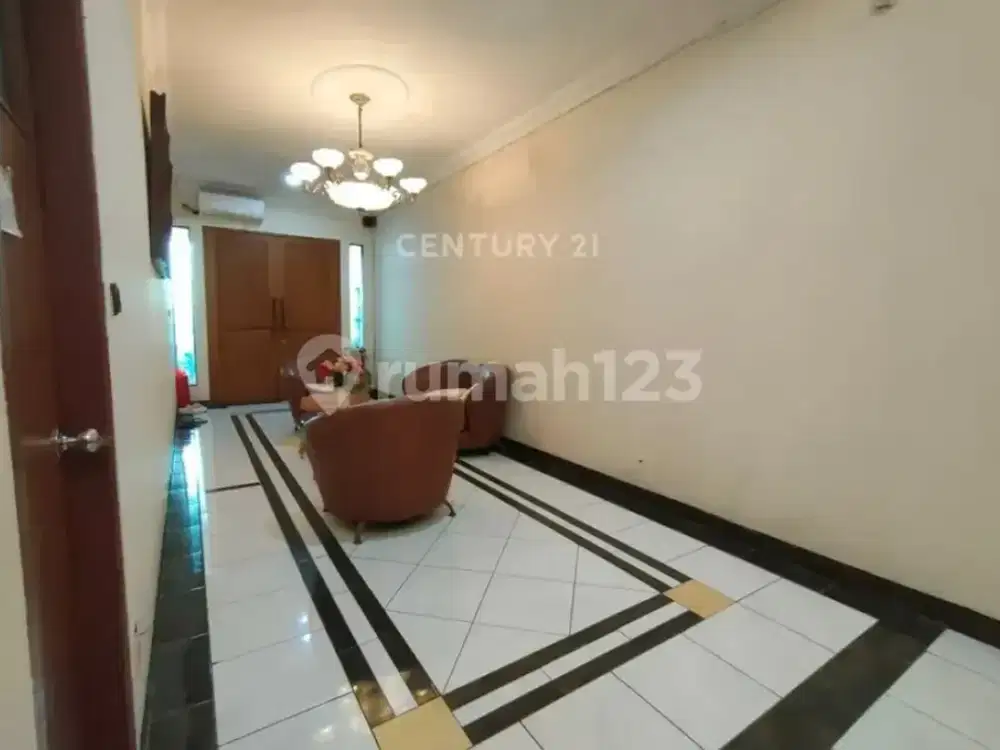 Rumah Mewah Premium Lokasi Walet Permai Pik Dekat Sekolah Sis