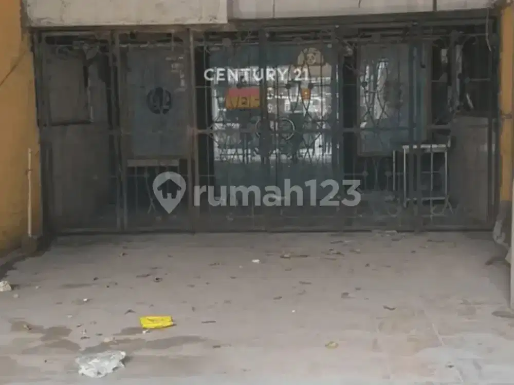 Bangunan Ruko Lama 2 Lantai di Pluit Kencana Raya Jakarta Utara