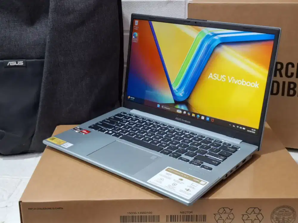 Asus Vivobook Go 14 E1404FA AMD Ryzen 5 7520U Ram 16/SSD 512