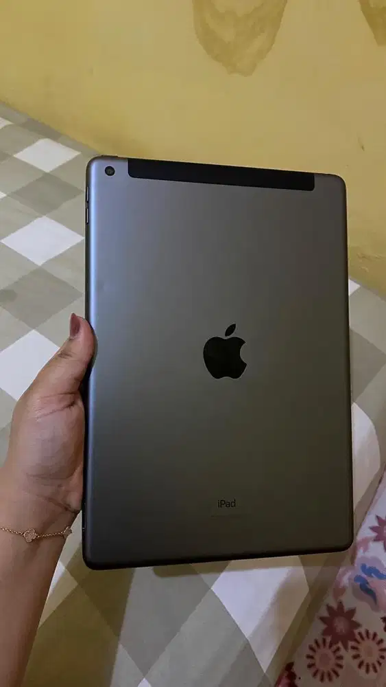 iPAD GEN 9 (IOS 27)