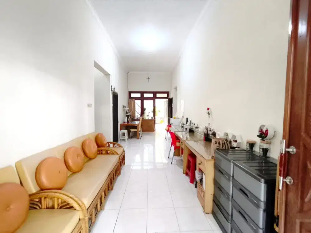Buyer Only Rumah Sutorejo Furnished Sangat Siap Huni Row Jalan 2,5 MBL