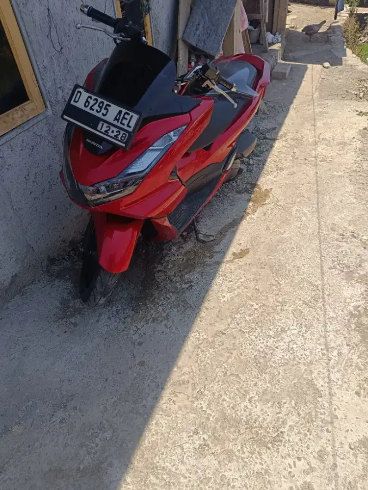 PCX CBS 2023 Warna merah