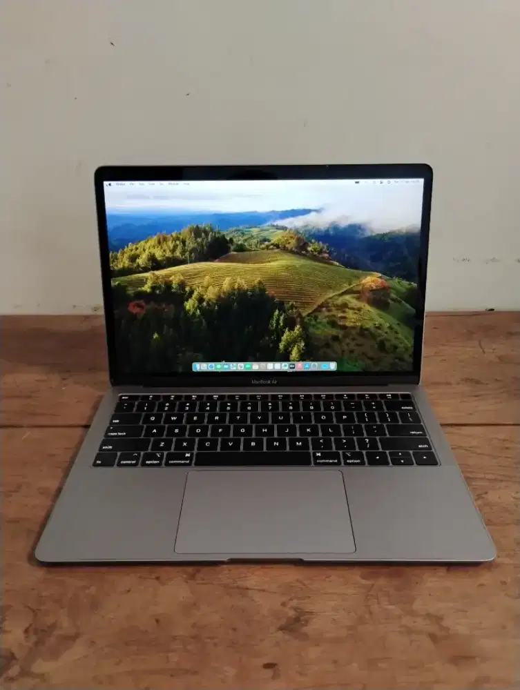 Macbook Air 13 Inch 2019 i5 8gb/256gb
