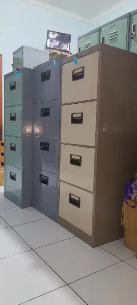 Filing kabinet bekas