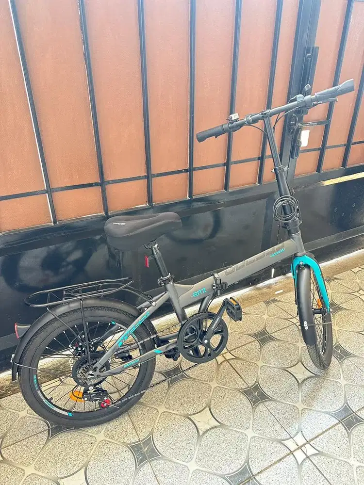 sepeda lipat  odessy