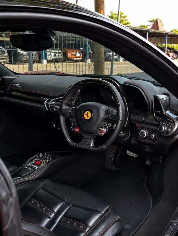Ferrari California T 2011 Bensin