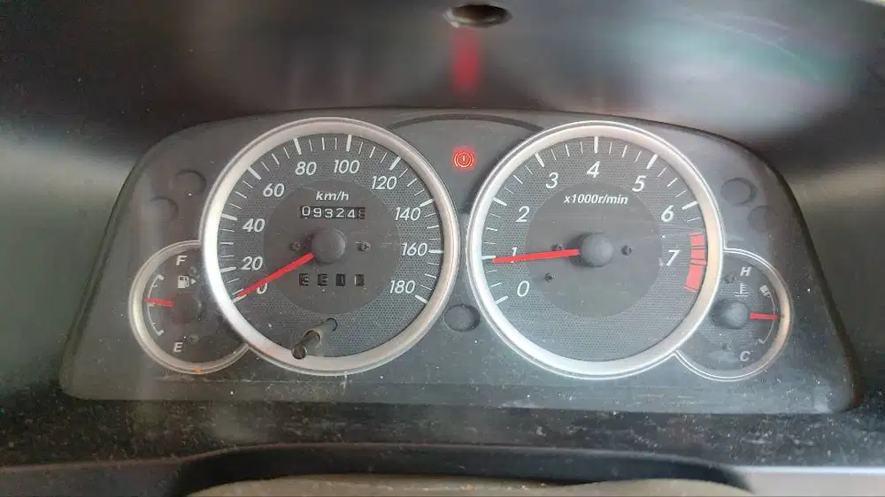 Avanza tangan pertama, KM rendah, istimewa