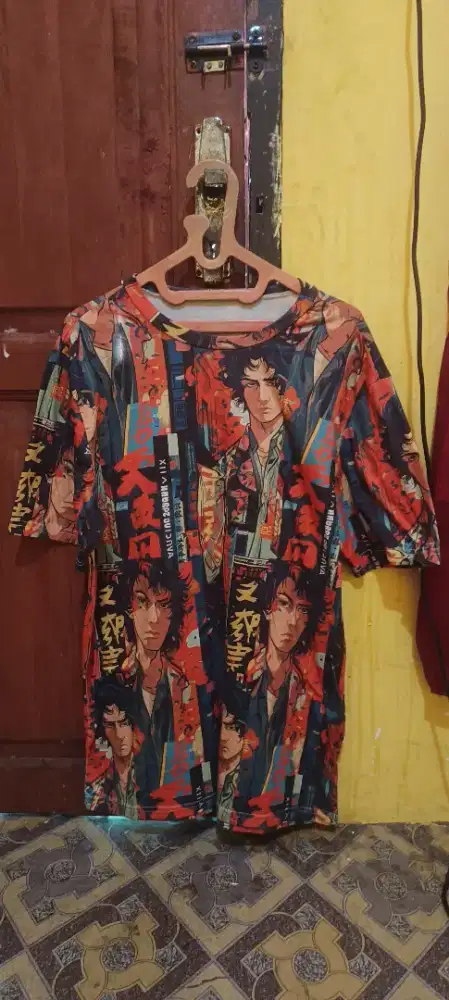 Dijual cepat baju kaos pria full motif