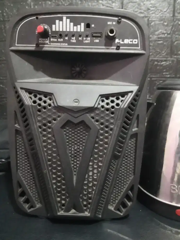 Speaker bluetooth Denger lagu