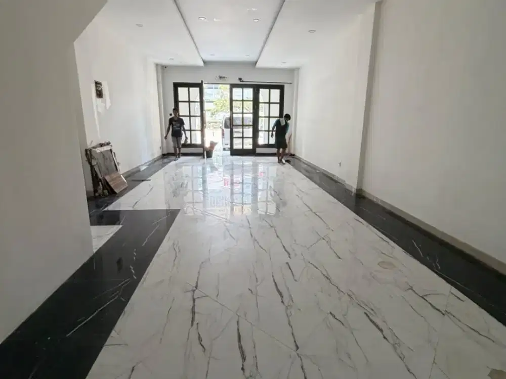 Disewa Ruko PIK Crown Golf Uk 5x15 m2  Kondisi Rapiat Jakarta Utara
