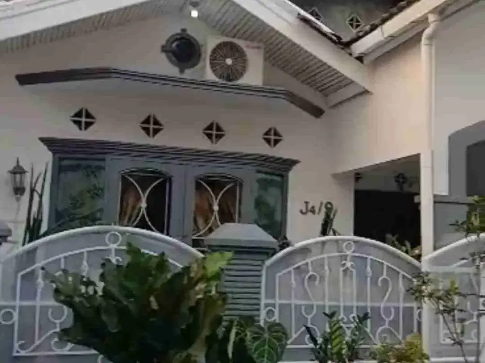 rumah siap huni di perumah  tytyan indah bekasi