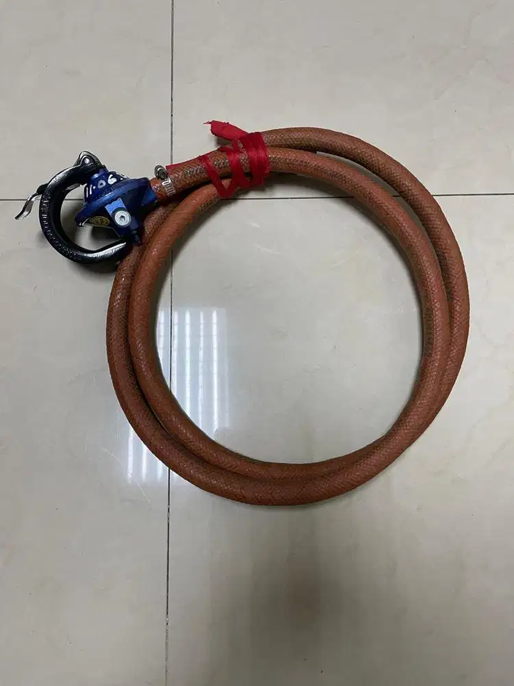 SELANG GAS  & REGULATOR