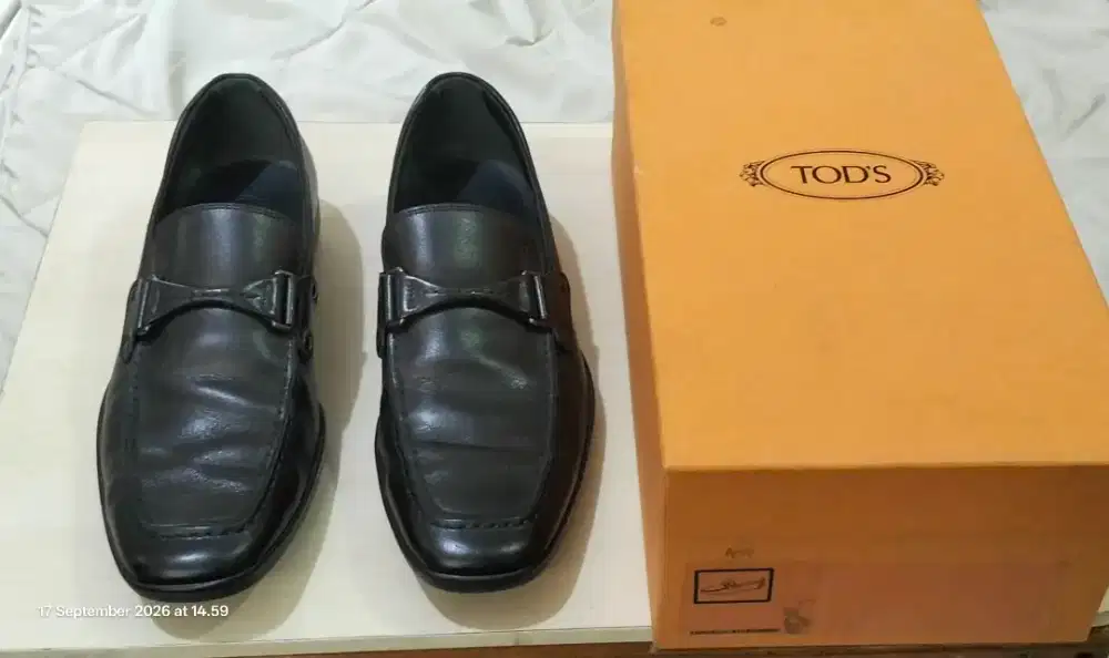 Sepatu kulit Loafers pria TOD'S original