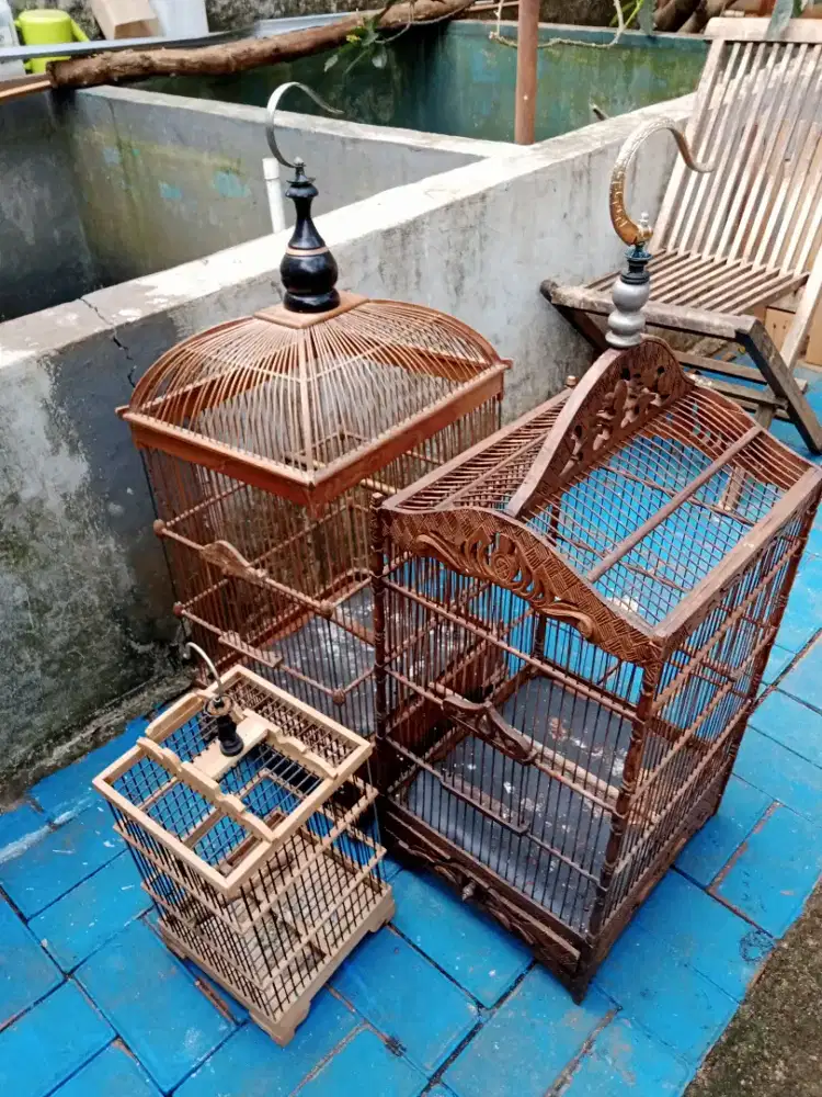 Jual kandang burung kayu
