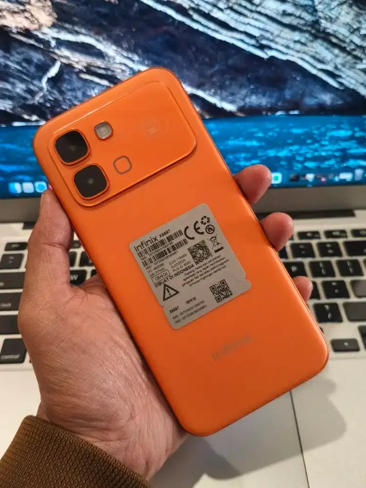 Infinix Note Edge 5G 8/128 Like New