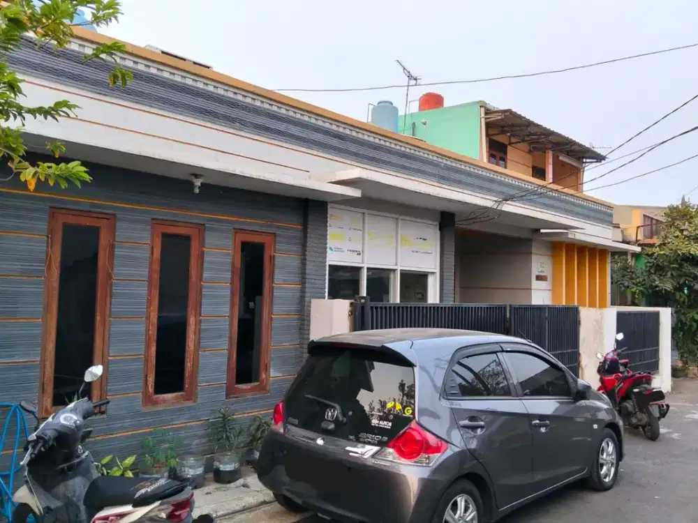 Rumah 2 Lantai Luas 180 m² Pondok Ungu Bekasi 6 Kamar Tidur SHM