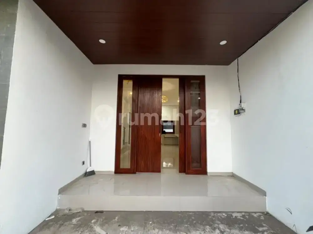 Rumah Baru 2 Lantai di Muding Kerobokan - Lokasi Strategis Dekat Canggu & Seminyak