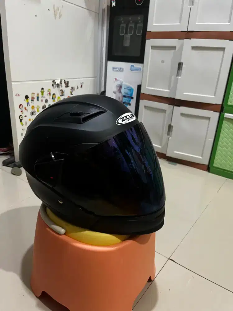 Helm zeus  611 modular