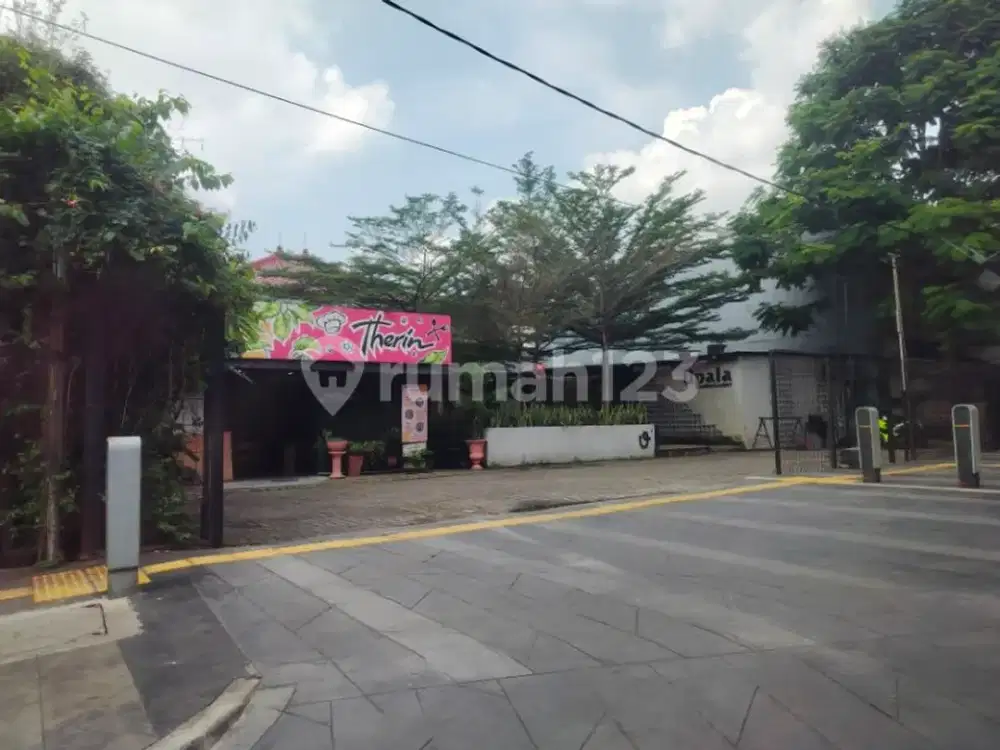 Rumah Huk Lebar 28 Meter Dan Aman Dan Strategis