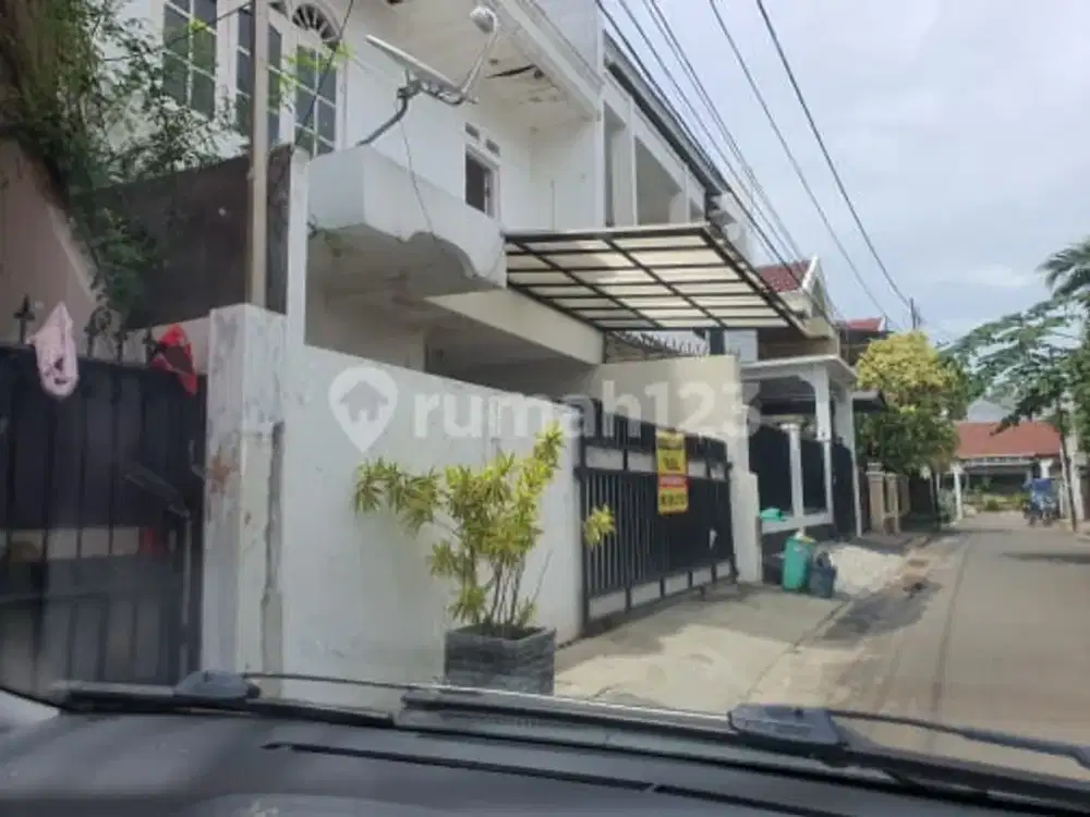 ruman cantik bisa  dekat kawasan
