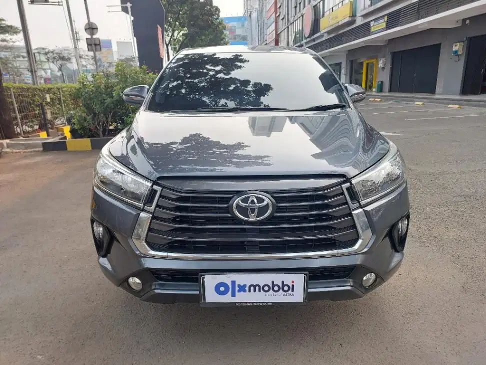 LOW DP Toyota Kijang Innova 2.4 G Solar-MT 2022 9HQ