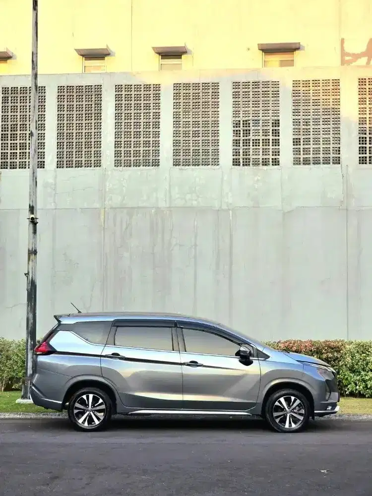 Nissan Livina VL AT 2019