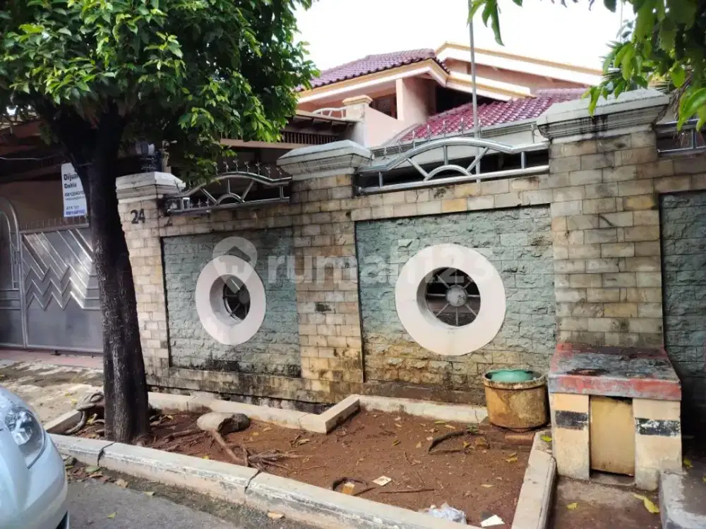 Rumàh pinggir Jalan Bisa kntr Atau wisma