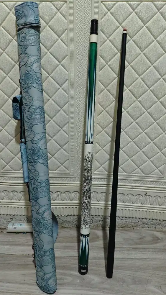 Stick & hardcase billiard