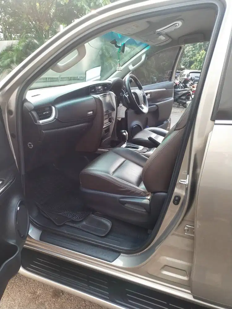 Di Jual Fortuner 2017