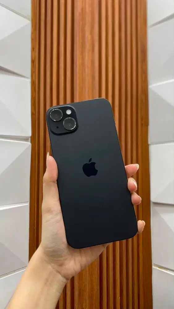 Second iphone 15 plus,128,black bh 83% ex ibox