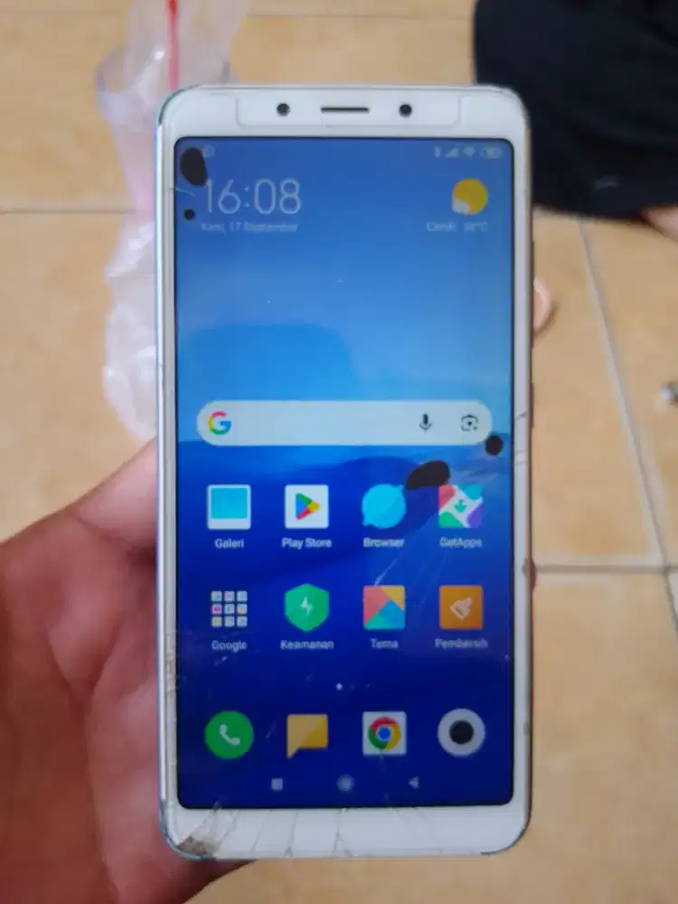 Redmi 6a ram 2/16 batangan retak