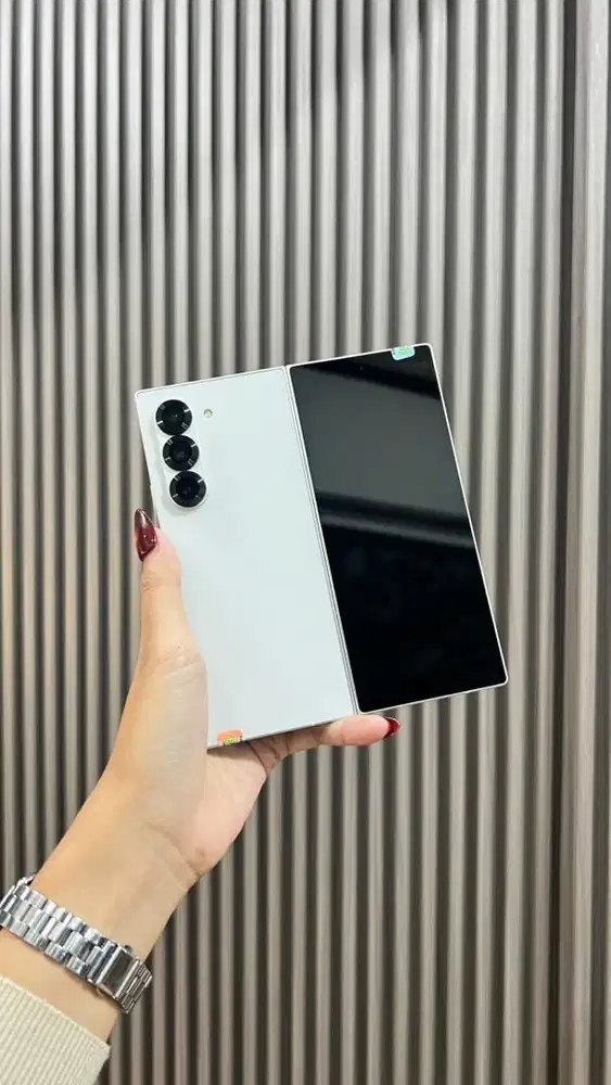 Samsung Z Fold 6 12/256GB SEIN RESMI