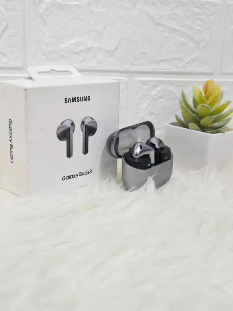 Samsung Buds 3 Hitam Mulus Lengkap Cepat