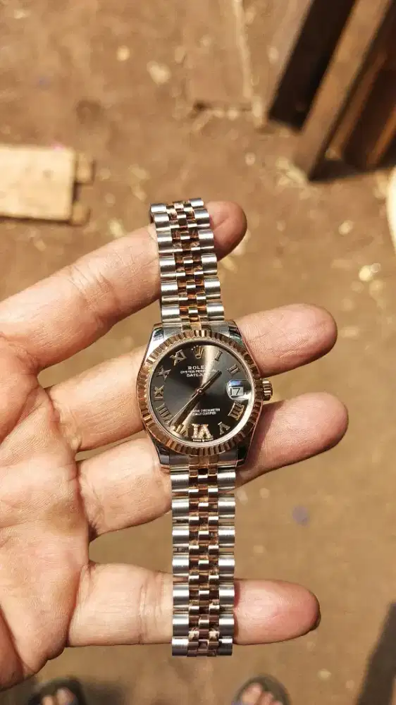 Jam tangan merk rolex