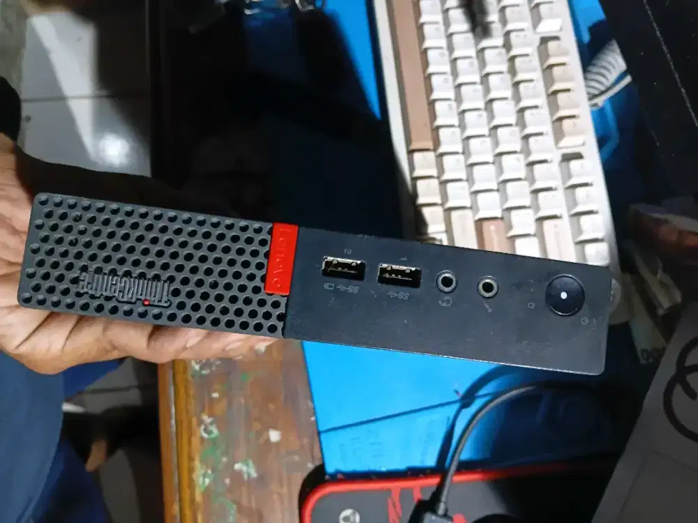 Mini PC Lenovo M910Q