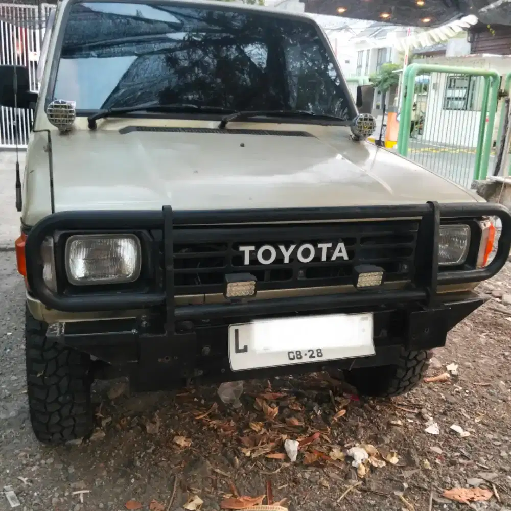 Toyota Kijang Super