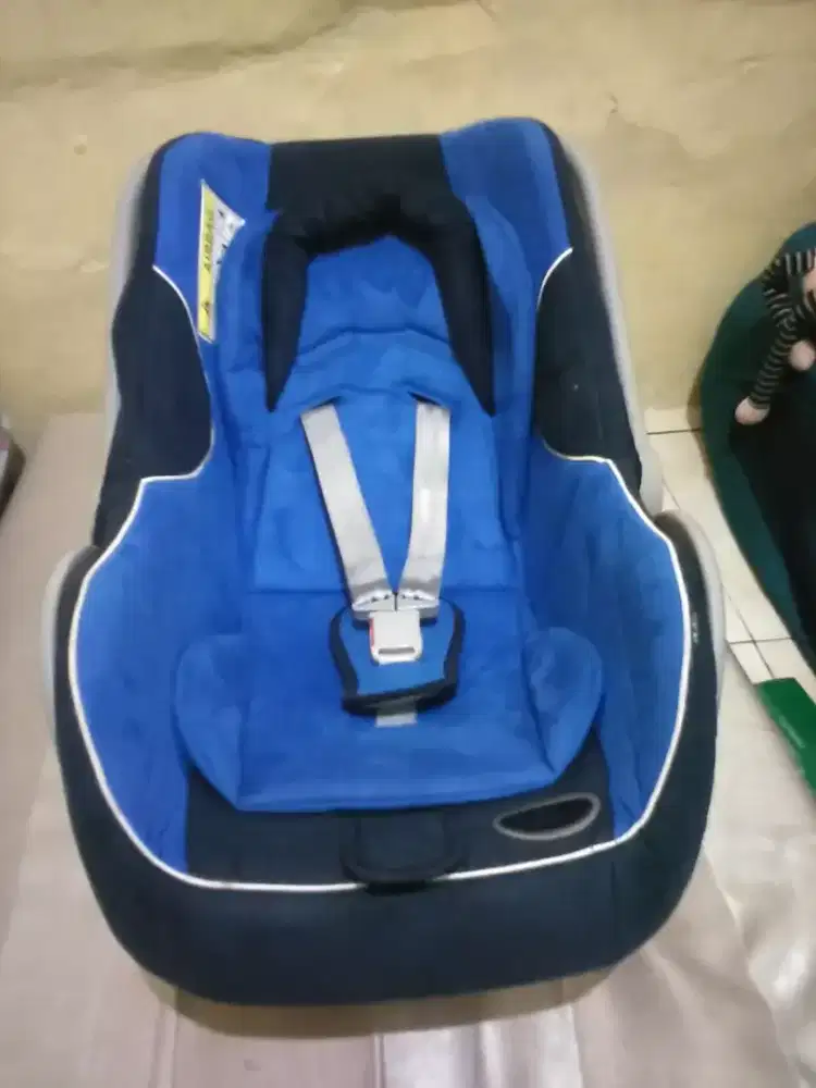 Car seat baby does